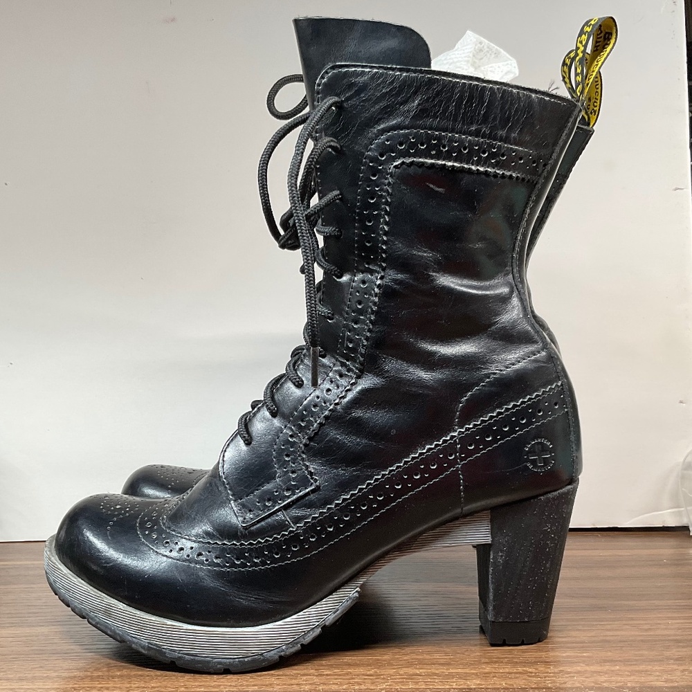 Dr. Martens Regina heeled lace up granny boots US11, UK9 Darcie black leather